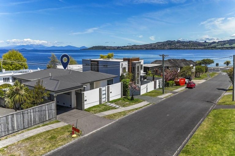 Photo of property in 7 Pataka Road, Taupo, 3330