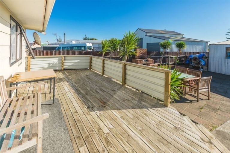 Photo of property in 38 Tongariro Street, Castlecliff, Wanganui, 4501