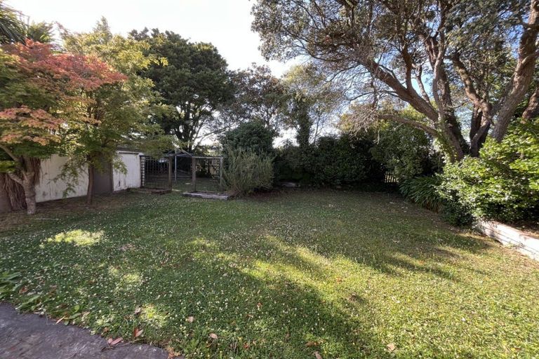 Photo of property in 9 Sheffield Street, Awapuni, Palmerston North, 4412