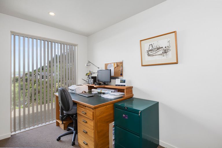 Photo of property in 19 Slant Street, Careys Bay, Port Chalmers, 9023