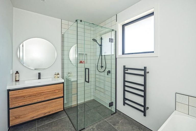 Photo of property in 47c Weston Road, Waiareka Junction, Oamaru, 9401