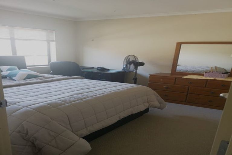 Photo of property in 41 Speyside Crescent, Flat Bush, Auckland, 2016