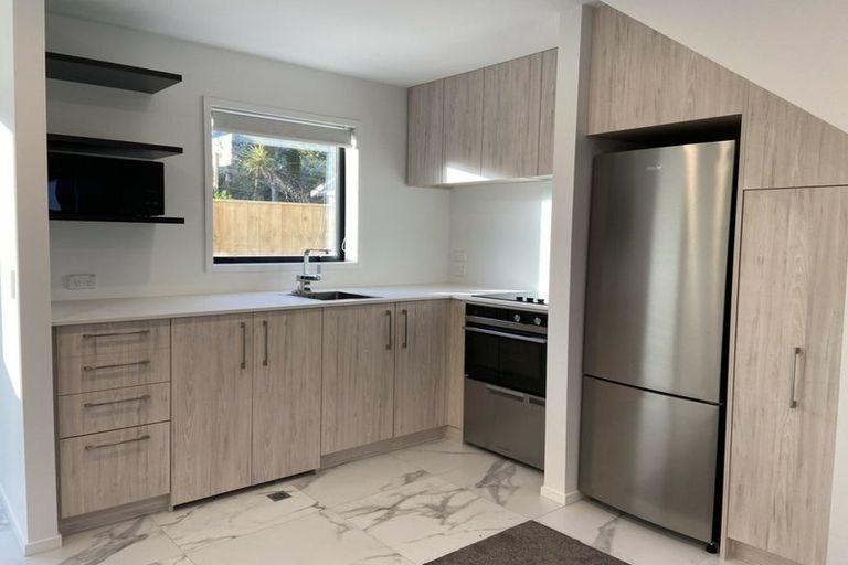 Photo of property in 4/22 Yeovil Road, Te Atatu Peninsula, Auckland, 0610