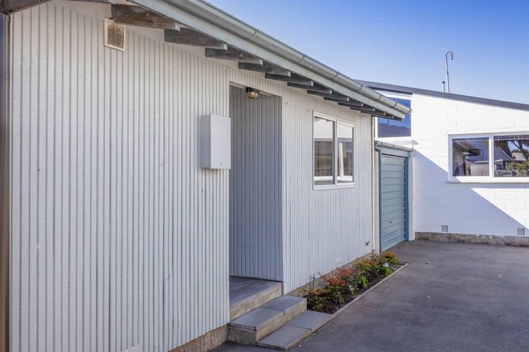 Photo of property in 72b Office Road, Merivale, Christchurch, 8014