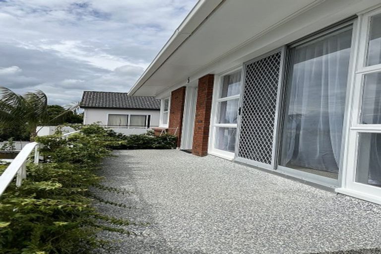Photo of property in 5/2 Argyle Terrace, Milford, Auckland, 0620