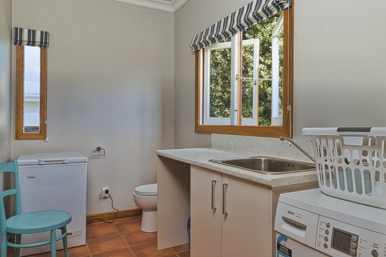 Photo of property in 605 Pepper Street, Saint Leonards, Hastings, 4120