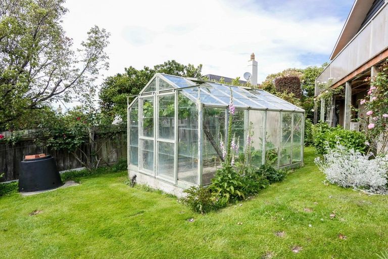 Photo of property in 11 Selkirk Street, Roslyn, Dunedin, 9010