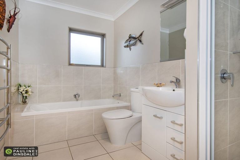 Photo of property in 332a Western Hills Drive, Avenues, Whangarei, 0110