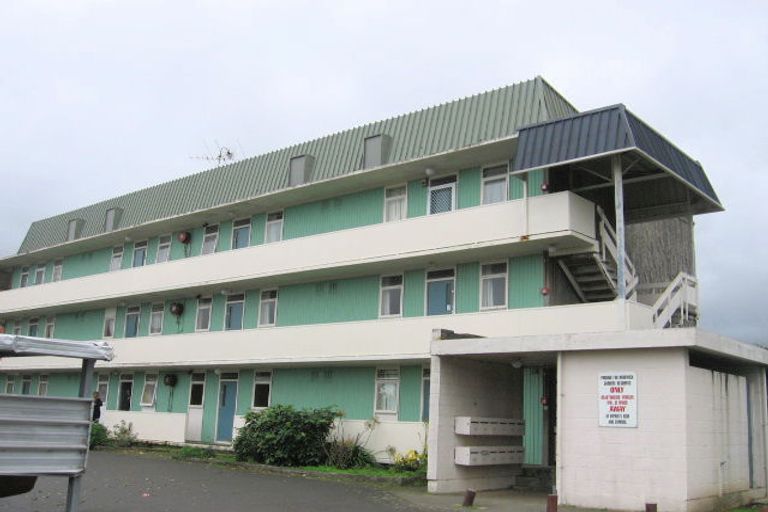 Photo of property in 20/41 Barber Grove, Moera, Lower Hutt, 5010