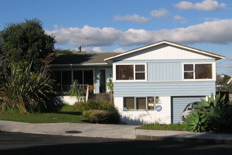 Photo of property in 22 Finnerty Avenue, Howick, Auckland, 2014
