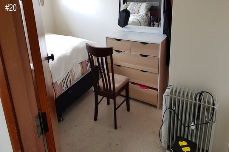 Photo of property in 20-22 Sievers Grove, Cannons Creek, Porirua, 5024