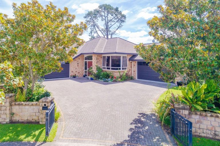 Photo of property in 44 Limousin Place, Grandview Heights, Hamilton, 3200