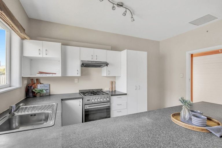 Photo of property in 17 Ottawa Road, Wainoni, Christchurch, 8061