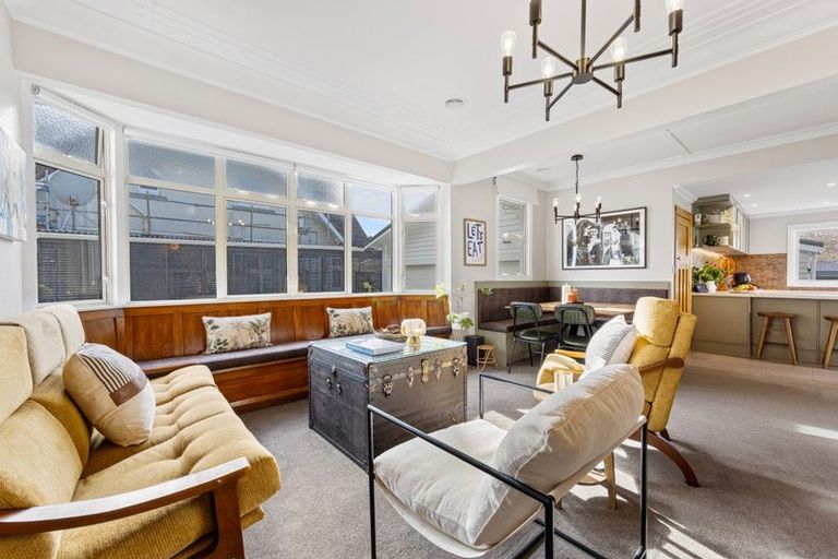 Photo of property in 75 Brougham Street, New Plymouth, 4310
