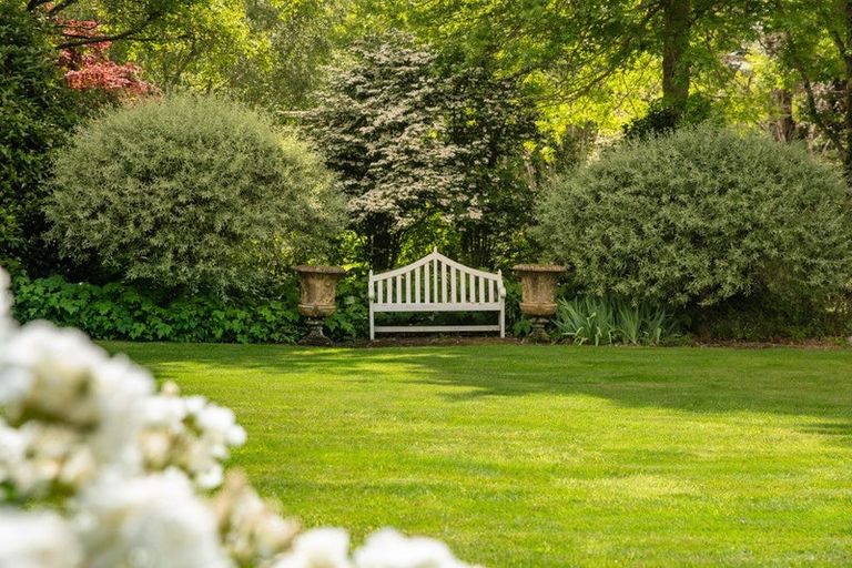 Photo of property in 245 Ngatiawa Road, Reikorangi, Waikanae, 5391