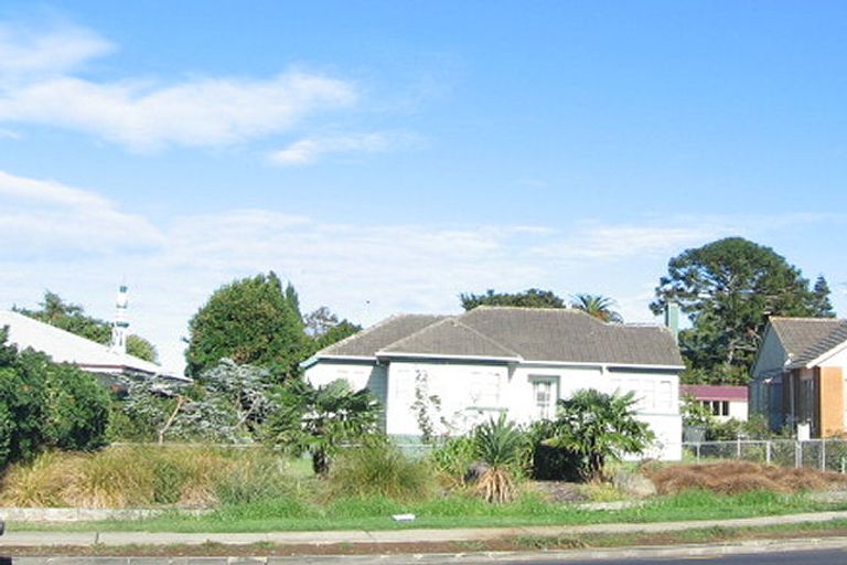 Photo of property in 615 Great South Road, Otahuhu, Auckland, 1062