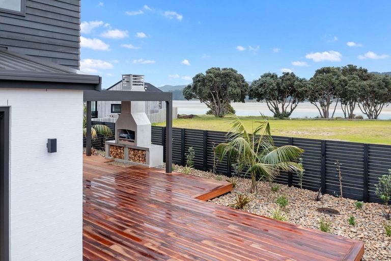 Photo of property in 279 Omaha Drive, Omaha, 0986