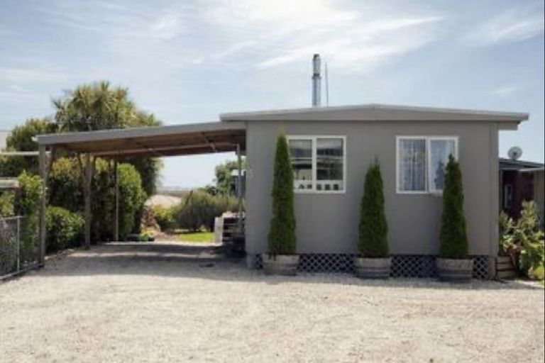 Photo of property in 25 Johnston Crescent, Haast, 7886