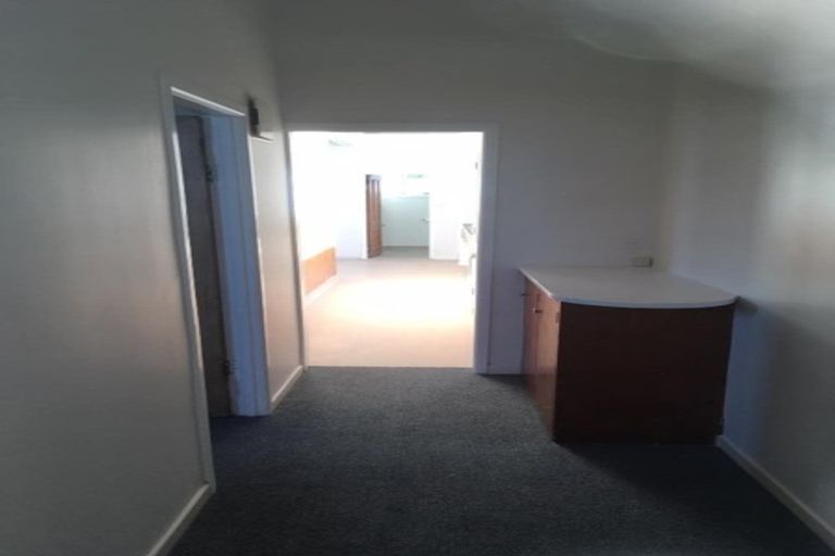 Photo of property in 73 Wilson Street, Newtown, Wellington, 6021