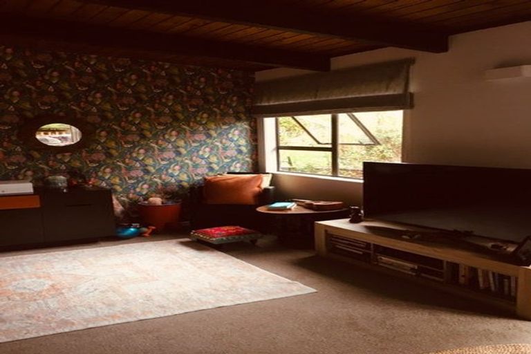 Photo of property in 1/59a Glencoe Road, Browns Bay, Auckland, 0630