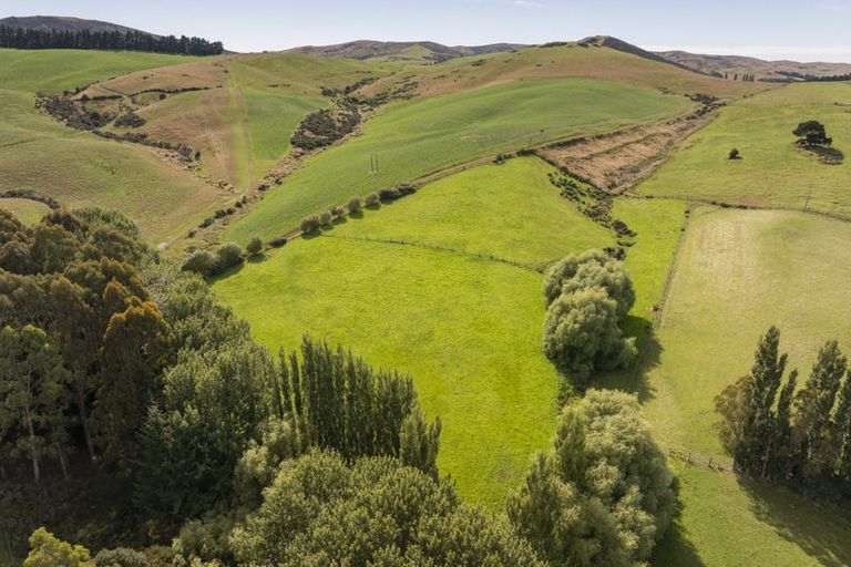 Photo of property in 72 Bush Street, Lumsden, 9730