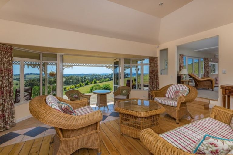 Photo of property in 10 Rangitane Road, Kerikeri, 0294