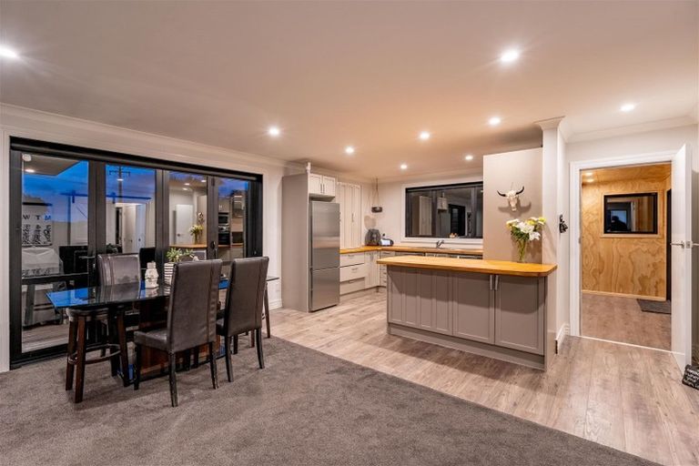 Photo of property in 19 Vyner Road, Otatara, Invercargill, 9879