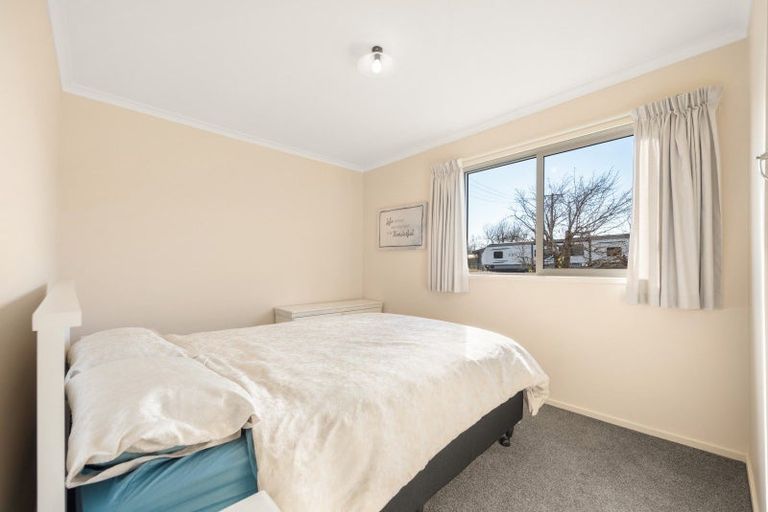 Photo of property in 42 Newburn Street, Waikaia, 9778