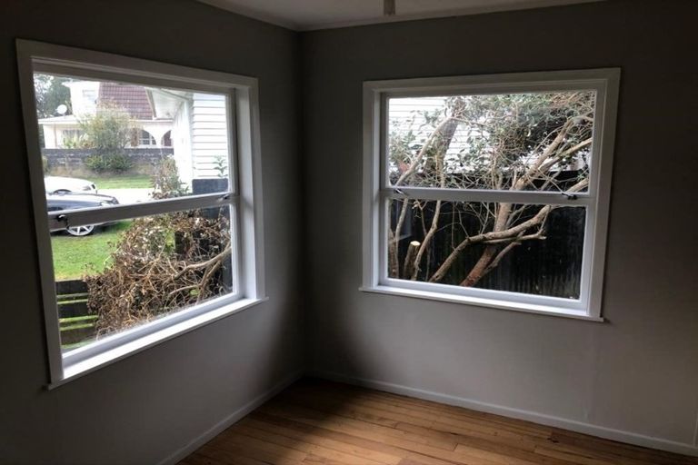 Photo of property in 25 Brentford Place, Manurewa, Auckland, 2102