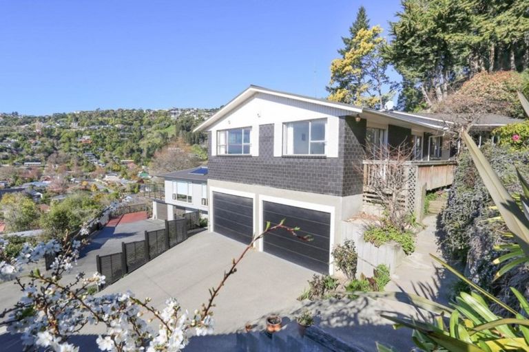 Photo of property in 11 Roseneath Place, Cashmere, Christchurch, 8022