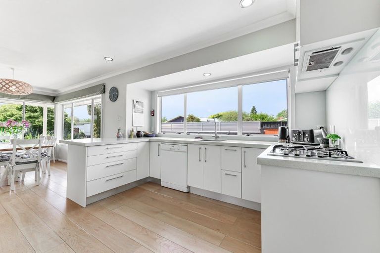 Photo of property in 37 Morris Road, Hillcrest, Hamilton, 3216