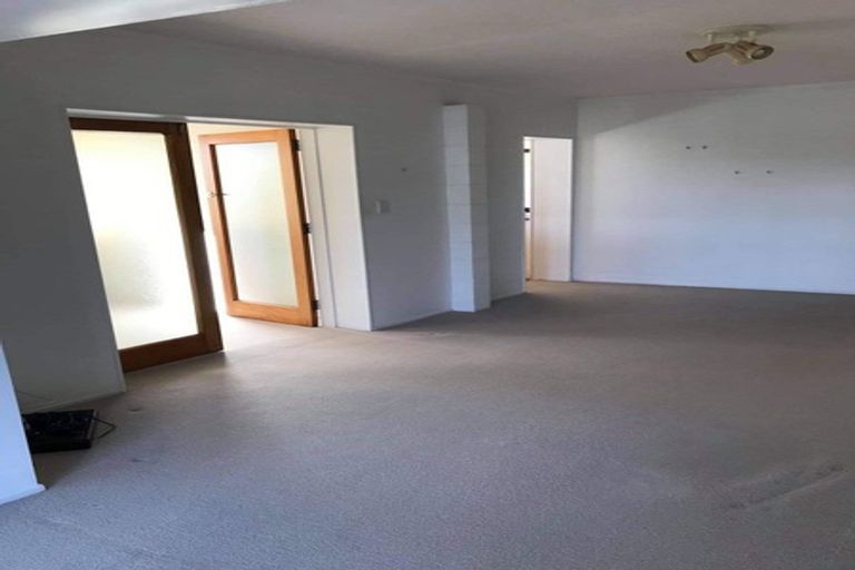 Photo of property in 10 Delshaw Avenue, Stanmore Bay, Whangaparaoa, 0932