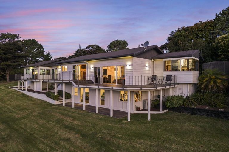 Photo of property in 23 Crows Road, Swanson, Auckland, 0614