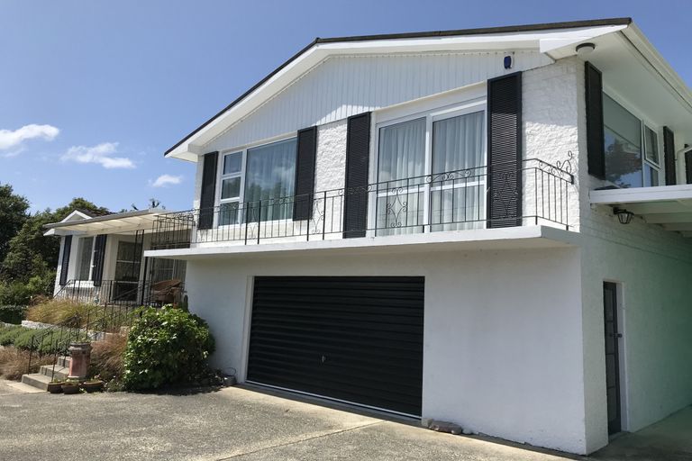 Photo of property in 5 Kinmont Crescent, Kinmont Park, Mosgiel, 9024