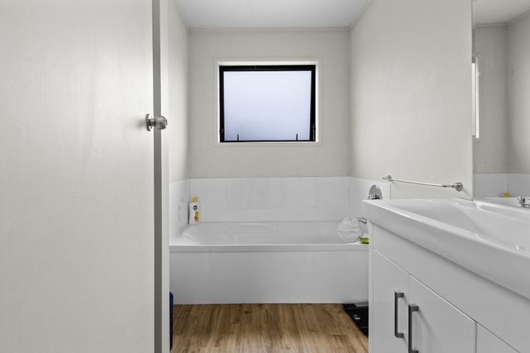 Photo of property in 21 Hyde Avenue, Nawton, Hamilton, 3200