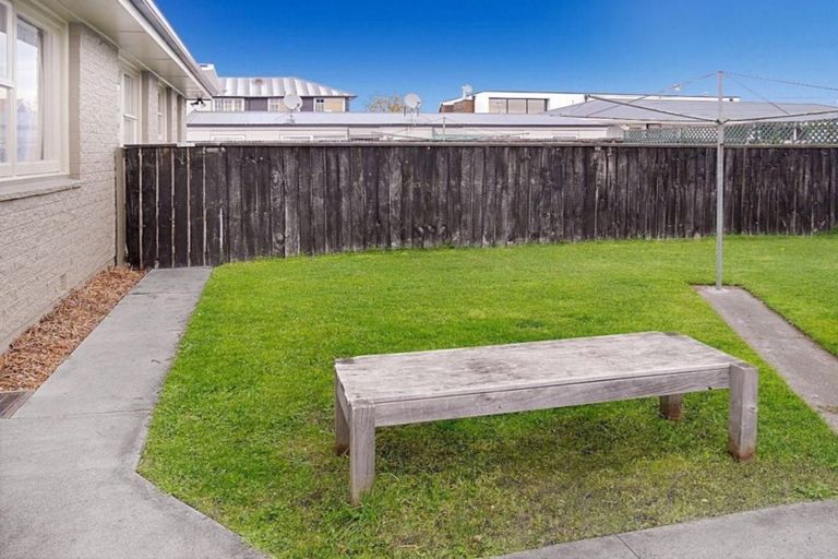 Photo of property in 1041 Colombo Street, St Albans, Christchurch, 8014