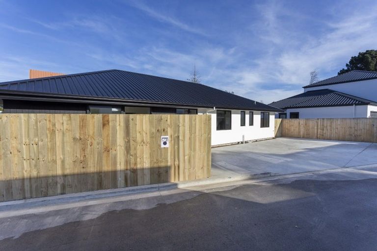 Photo of property in 1/31 Clyde Road, Ilam, Christchurch, 8041
