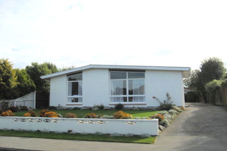Photo of property in 13 Cheyenne Street, Sockburn, Christchurch, 8042