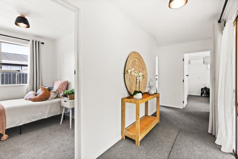 Photo of property in 34 Konini Crescent, Pirimai, Napier, 4112