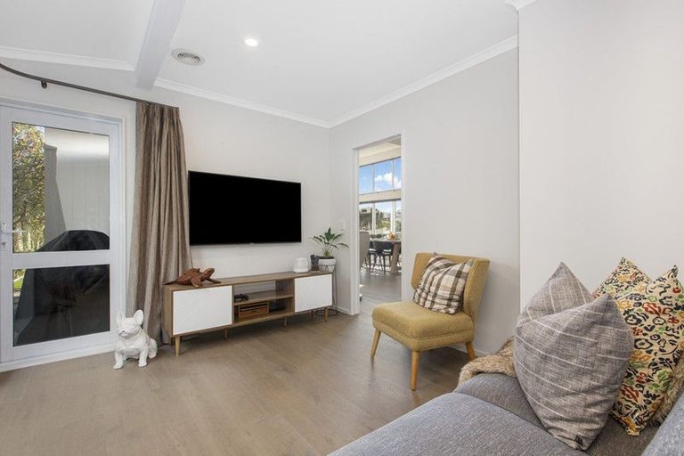 Photo of property in 61 Saint Ives Drive, Camborne, Porirua, 5026