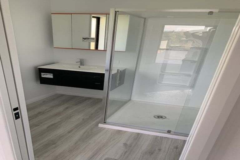 Photo of property in 10 Oyster Drive, Cooks Beach, Whitianga, 3591