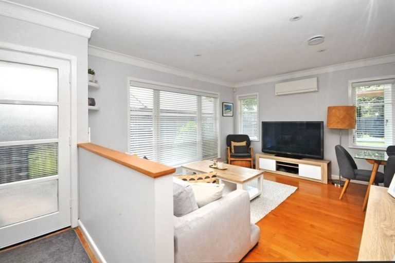 Photo of property in 41b Wallace Road, Mangere Bridge, Auckland, 2022