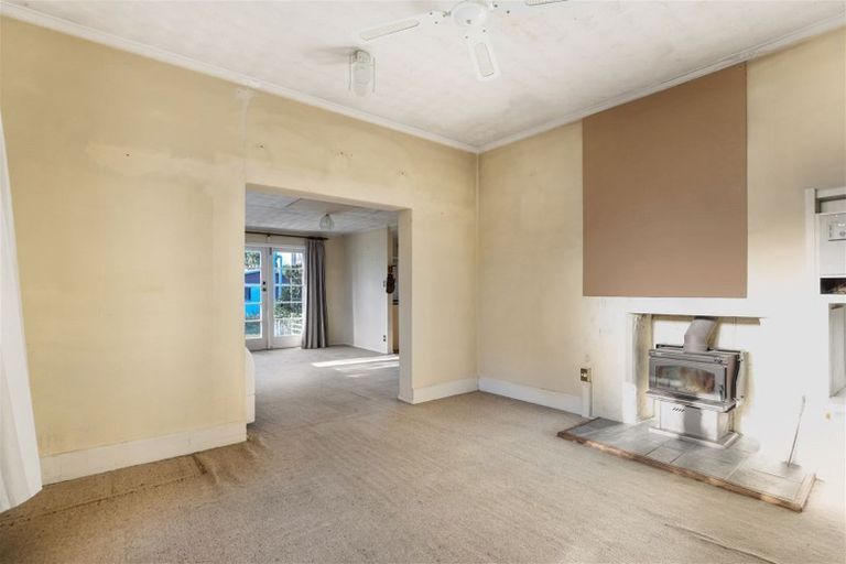 Photo of property in 11 Cameron Street, Ashburton, 7700