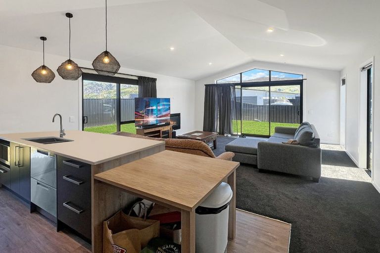 Photo of property in 49 Olds Crescent, Cromwell, 9310