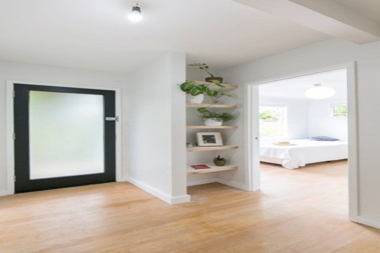 Photo of property in 1/26 Bryers Place, Bayview, Auckland, 0629