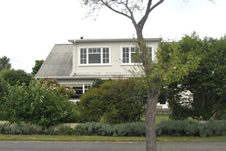 Photo of property in 176 Knowles Street, St Albans, Christchurch, 8052
