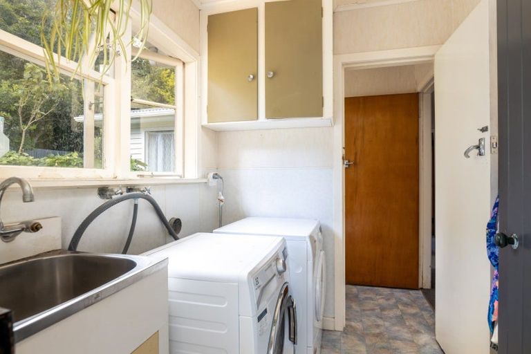 Photo of property in 65 Clawton Street, Westown, New Plymouth, 4310