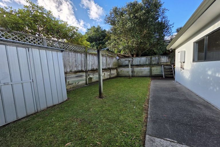 Photo of property in 69 Joseph Banks Drive, Whitby, Porirua, 5024