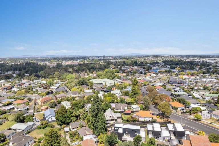 Photo of property in 67 Forest Lake Road, Forest Lake, Hamilton, 3200