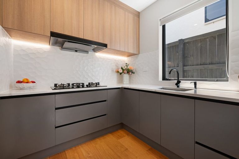 Photo of property in 2 Pukeko Road, Hobsonville, Auckland, 0616